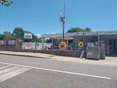 Locale commerciale in Vendita