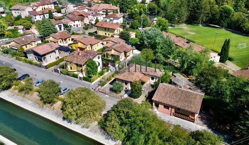 Valeggio sul Mincio, Via Leonardo Da Vinci, 7