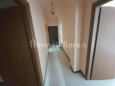 Bilocale via Lorenzo Respighi 22, Via Colombo, Piacenza