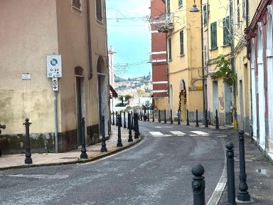 Locale commerciale in Affitto