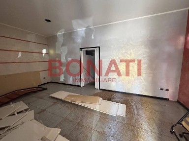 Locale commerciale in Affitto