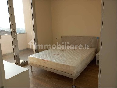 Quadrilocale ottimo stato, quarto piano, Piazzale Milano - Stazione, Piacenza