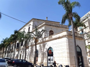 Quadrilocale corso Roma 8, Centro Storico, Brindisi
