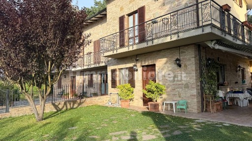 Torgiano, Via Montesanto