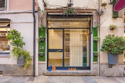 Locale commerciale in Vendita