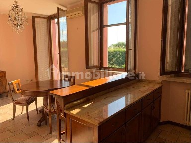 Trilocale buono stato, primo piano, Centro, Ostiglia