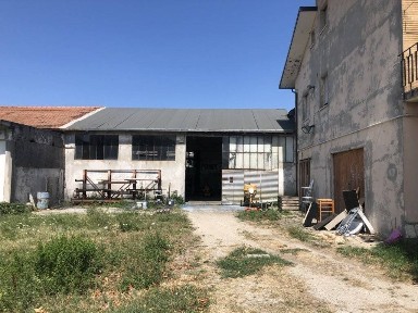 Capannone in Vendita