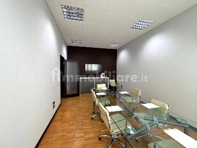 Ufficio - Studio in Affitto