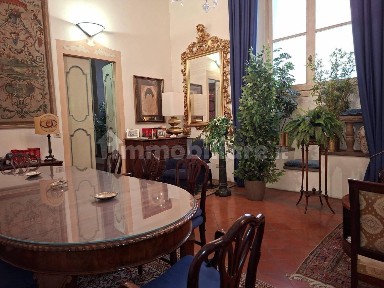 Bologna, Centro Storico, Via San Vitale