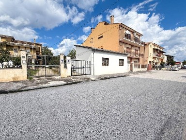 Avezzano, Via Pescina, 47