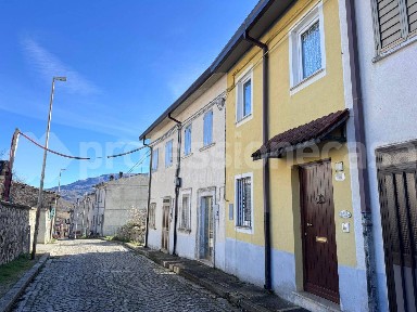 Terratetto unifamiliare via Letizia, 35, Ateleta