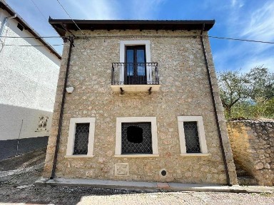 Ofena, Via dei Cappuccini