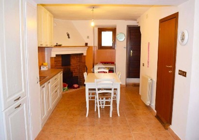 Tagliacozzo, Via Valeria, 81