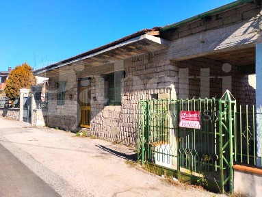 Avezzano, Via Salvatore Di Giacomo, 27