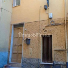 Casa indipendente all'asta via Vignale, Collelongo