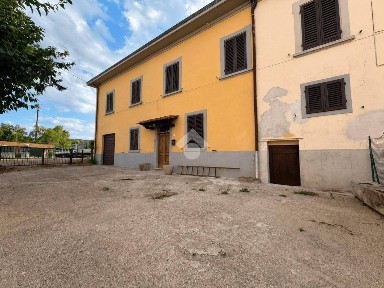Montevarchi, Via del Pinaccio, 171