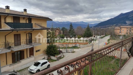Pizzoli, Via Pizzoli