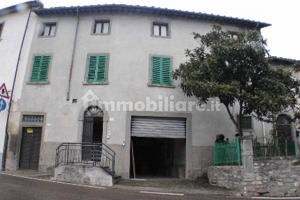 Bibbiena, via Giuseppe Garibaldi, 3-5