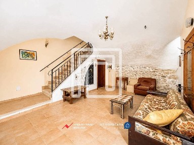 Sulmona, Vico dell'Ospedale, 50