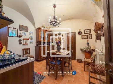 Villalago, Via Gatta Francesco, 10