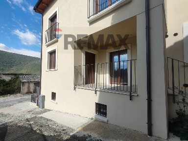 Fagnano Alto, VIALE RIMEMBRANZA, 22
