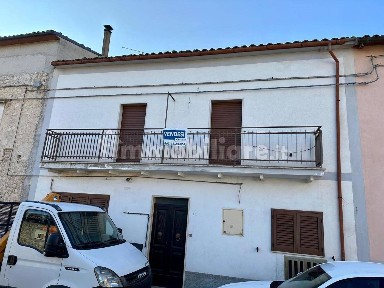 Capestrano, Via Roma, 22