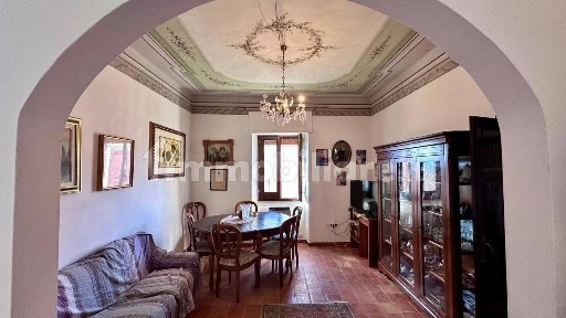 Villa Santa Lucia degli Abruzzi, Via Cesare Battisti, snc