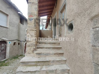 Barisciano, Via Giuseppe Mazzini, 5