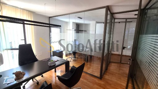 Ufficio - Studio in Affitto