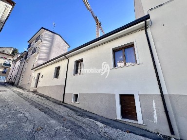 L'Aquila, Paganica - Tempera, Via Roma