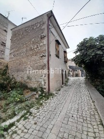 Castel di Sangro, Via Fonte del Pesco