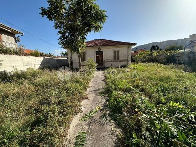 Avezzano, Via India, 5