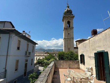 Capestrano, Via L'Aquila, 9