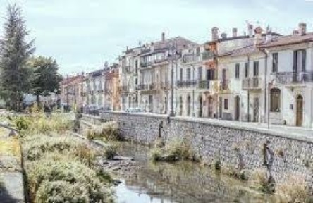 Terratetto unifamiliare via dei Mille, Centro, Pescina