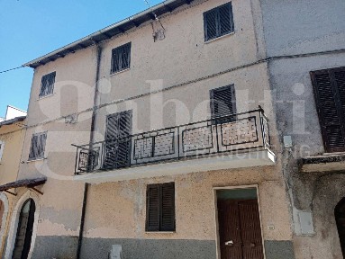 Tagliacozzo, Villa S.S. Vecchia - Via Sotto la Chiesa, 3