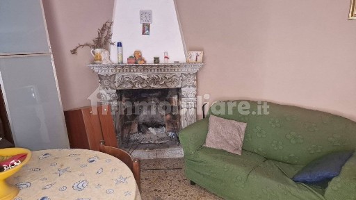 Terratetto unifamiliare 60 m², da ristrutturare, San Donato, Tagliacozzo