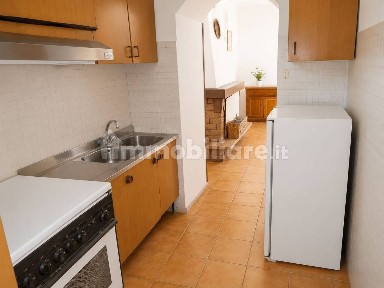 Terratetto unifamiliare 200 m², buono stato, Genzano - Sassa, L'Aquila