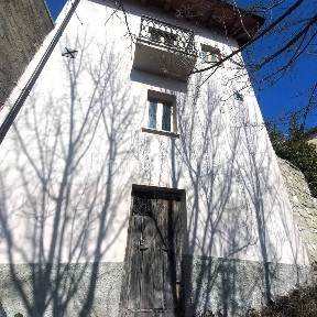 Terratetto unifamiliare 80 m², ottimo stato, Genzano - Sassa, L'Aquila