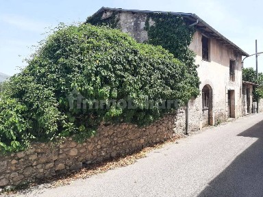 Terratetto plurifamiliare via Salto San C., Cappelle, Scurcola Marsicana