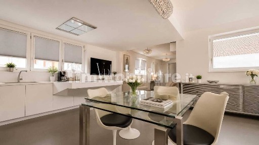 Terratetto unifamiliare 345 m², nuova, Centro, Sulmona
