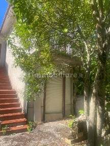 Pizzoli, Via Collemusino, 56