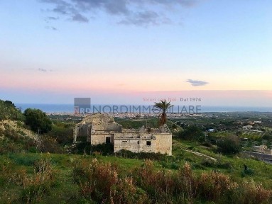 Rustico Strada Provinciale Serralombardi Scassabarile, Avola