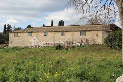 Rustico - casale all'asta Contrada Quartararo località testa dell'Acqua null, Noto