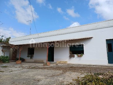 Casale Contrada Puzzi, Avola