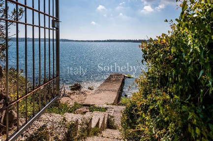 Rustico traversa Caderini, Carrozziere - Sacramento, Siracusa
