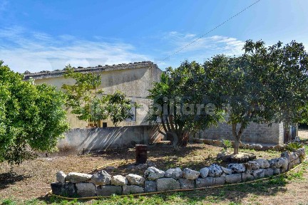 Casale via Tommaso Fazello 228, Centro, Noto