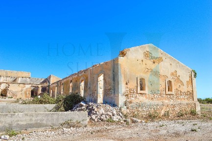Masseria, da ristrutturare, 1700 m², Canicattini Bagni