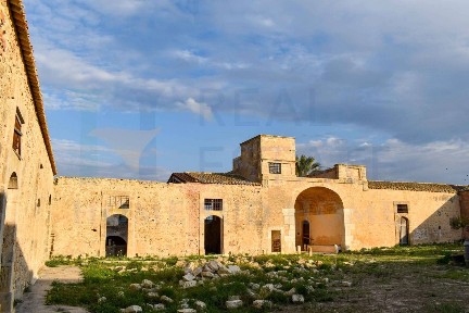 Masseria via Tommaso Fazello 228, Centro, Noto