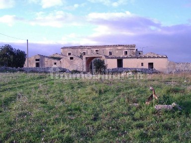 Rustico Sp 17 San C., Noto