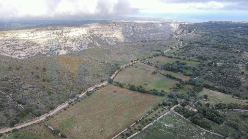 Baglio, da ristrutturare, 15580 m², Centro, Avola